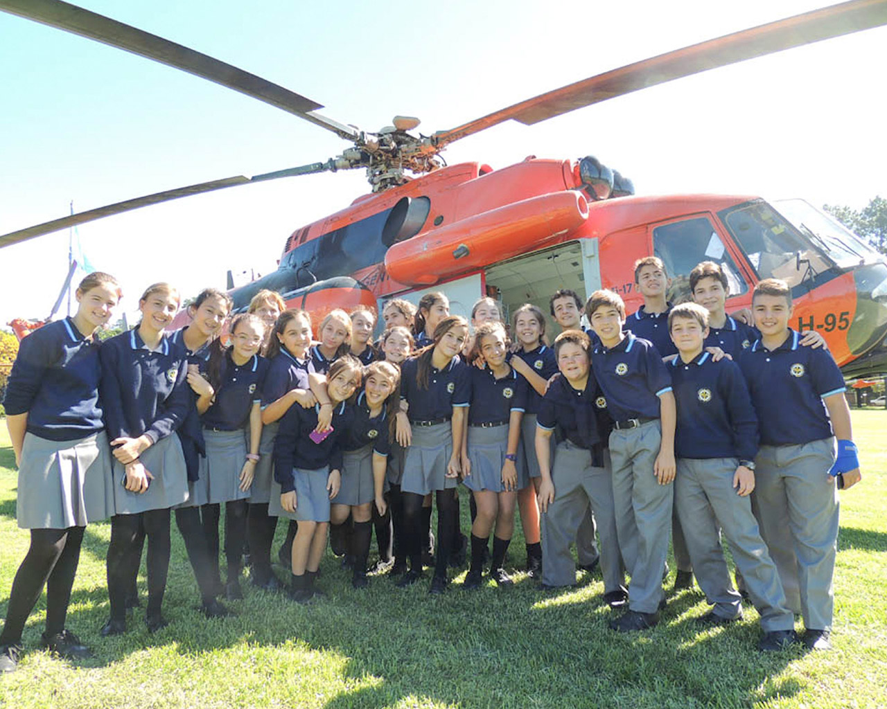 Liceo Aeron utico Militar Establecimiento educativo de nivel