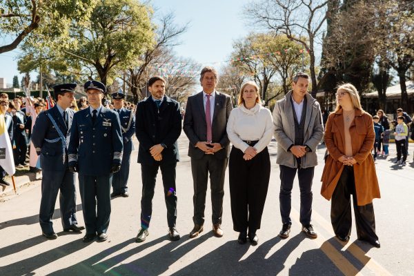 Copia de adelanto_150años_desfile (4 de 71)